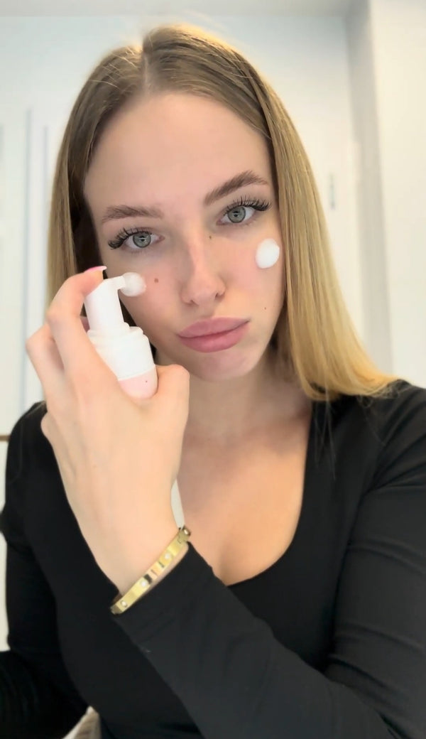 Tisztítás - Gyengéd Nappali Arctisztító Hab