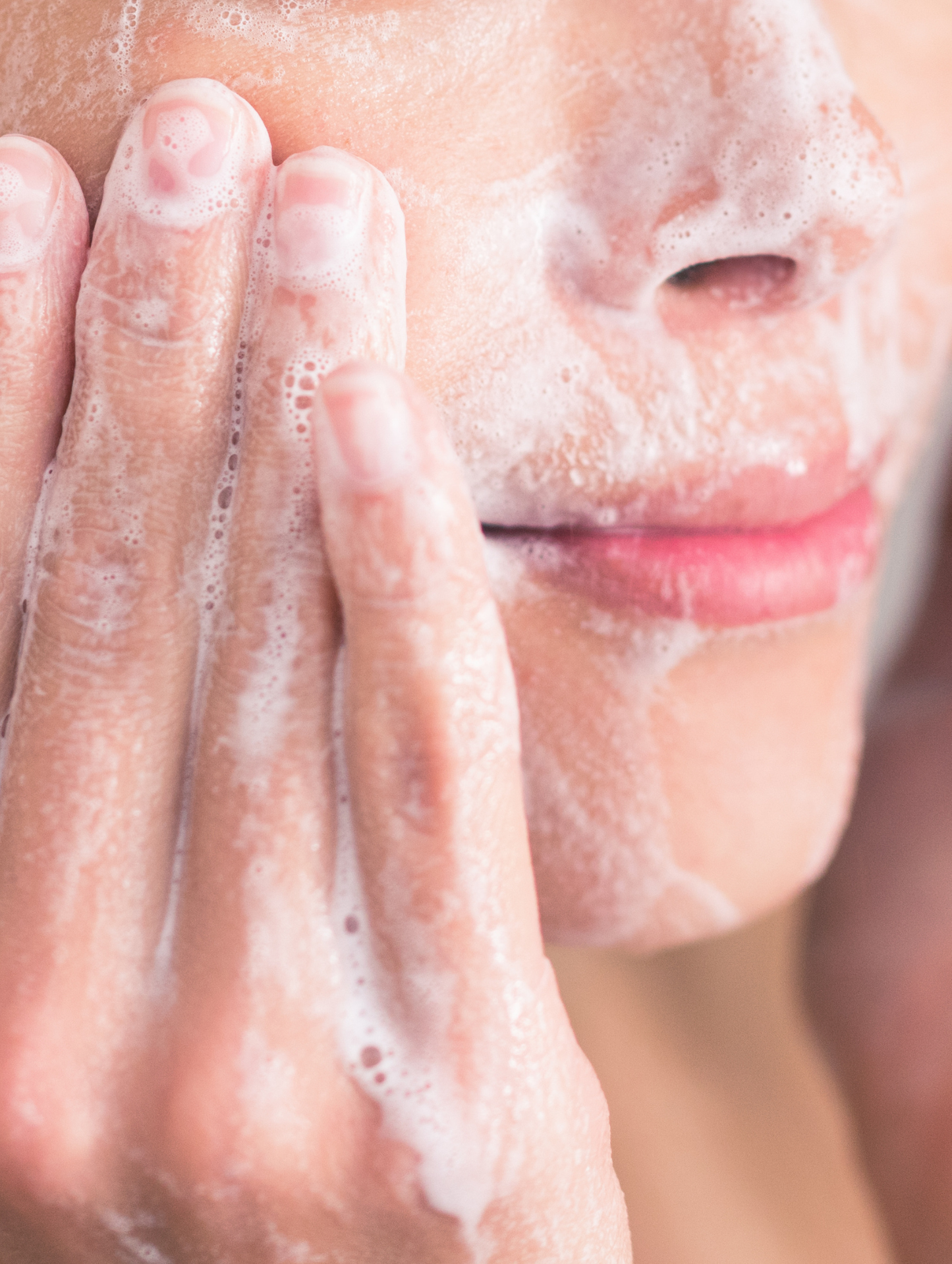 Gyengéd Nappali Arctisztító Hab